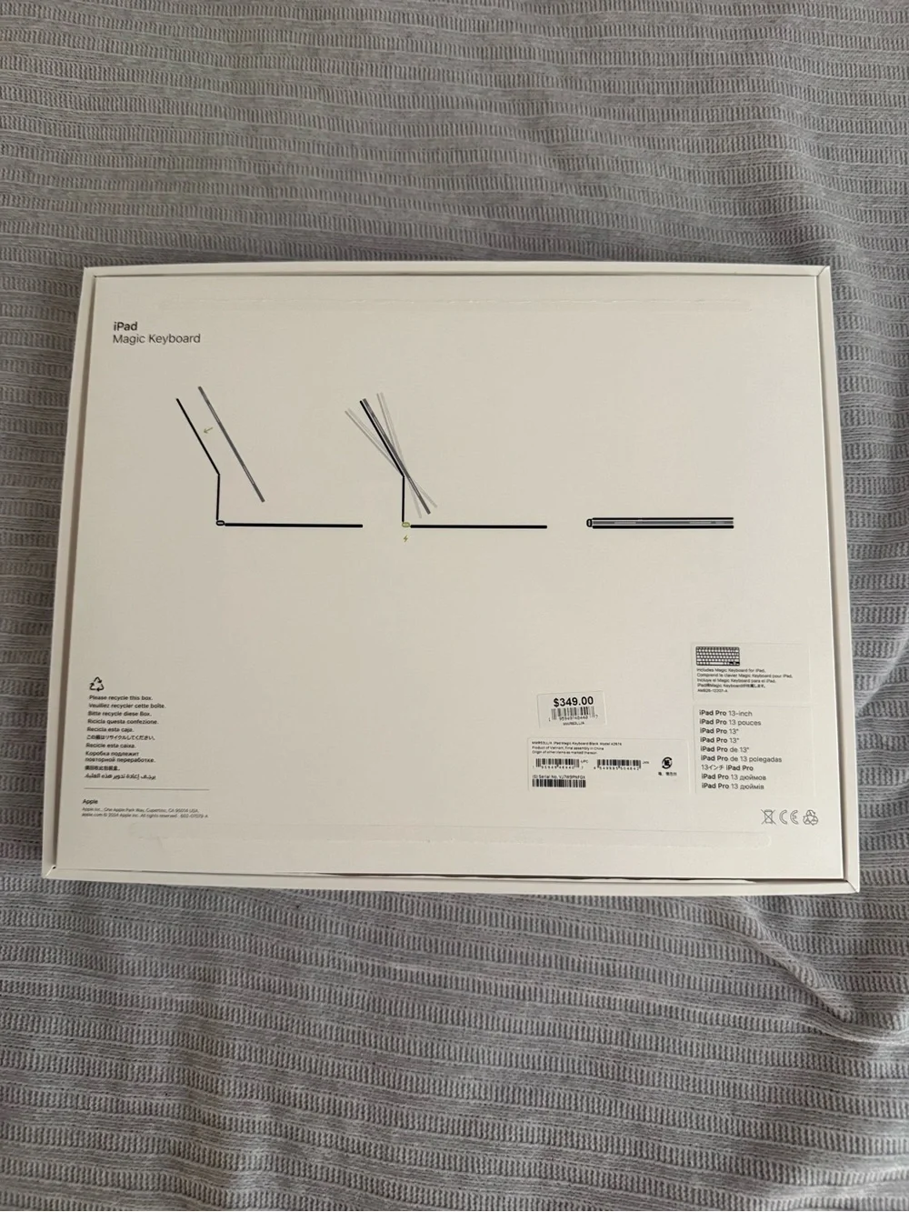 Apple iPad Magic Keyboard - Black